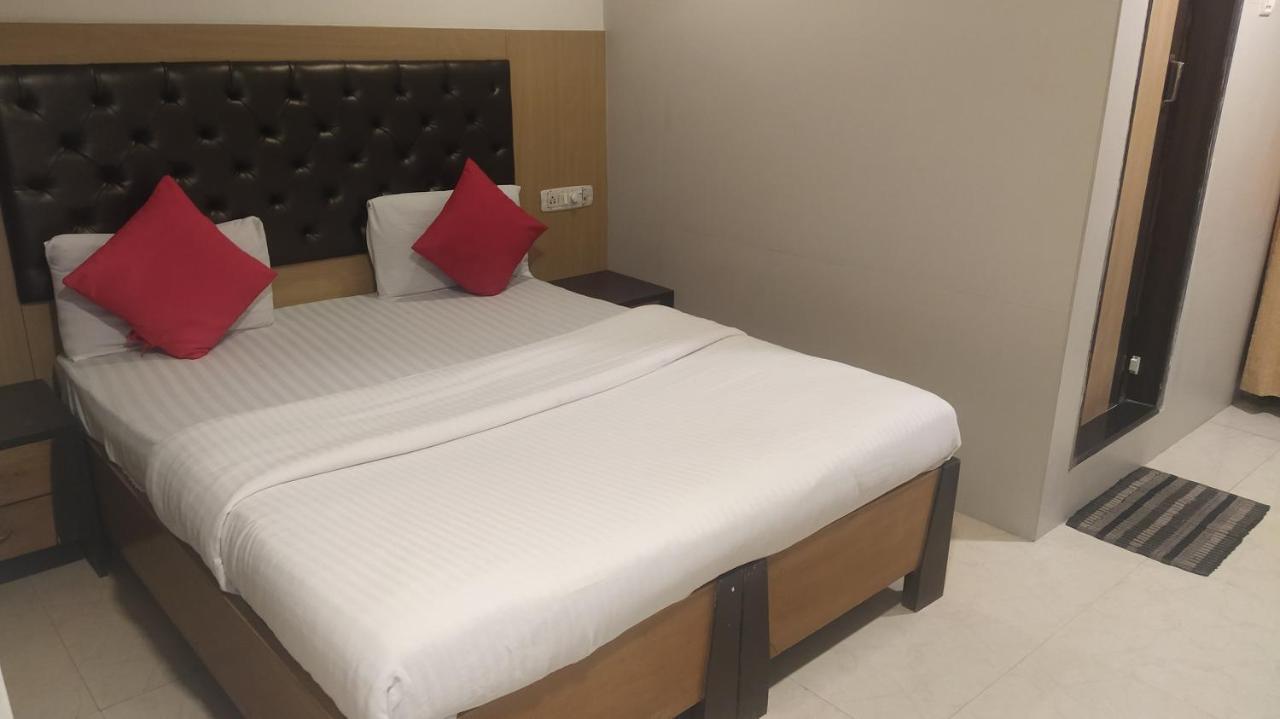 Hotel Palm Star Belapurpada Εξωτερικό φωτογραφία